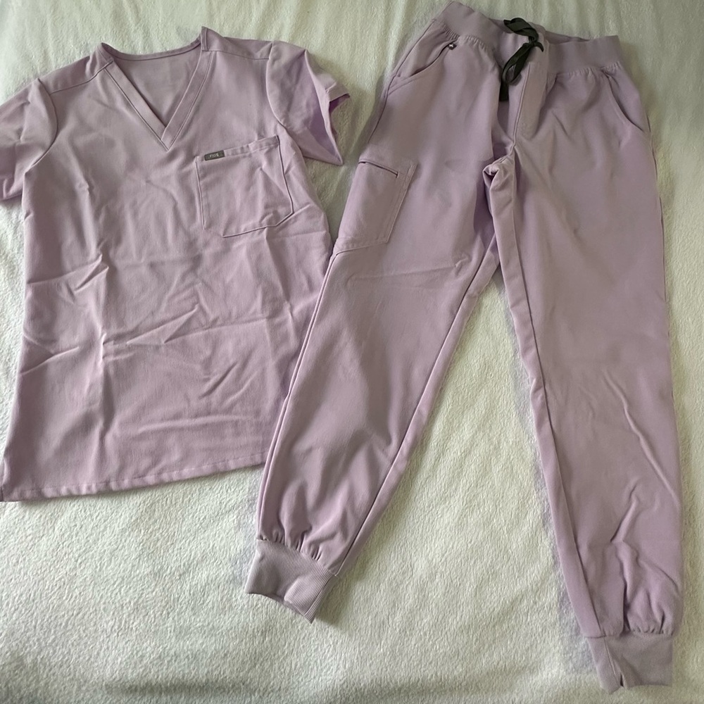 Figs dusty purple scrub set xs/p